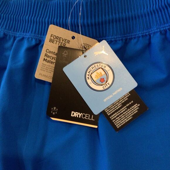 PUMA Drycell 2022-23 Manchester City Women's Player Issue GK Shorts size S NWT - Picture 3 of 5